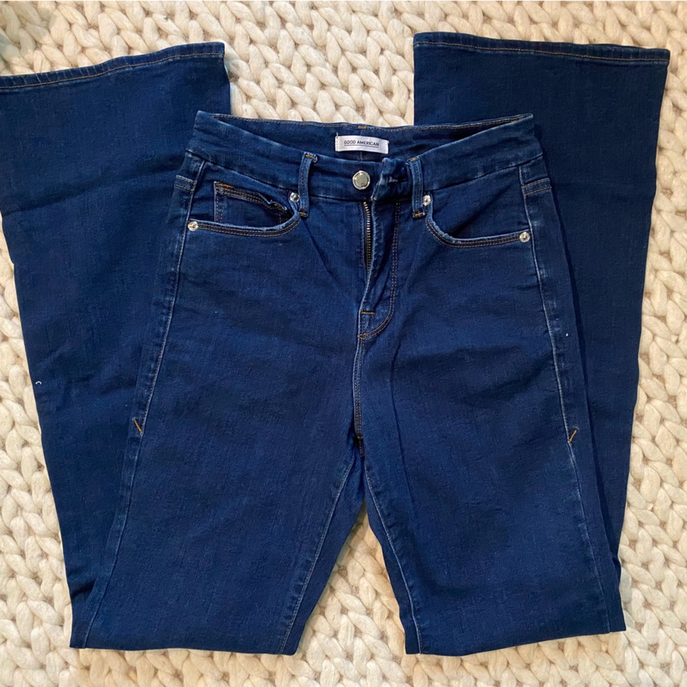Good American Good Flare Jeans